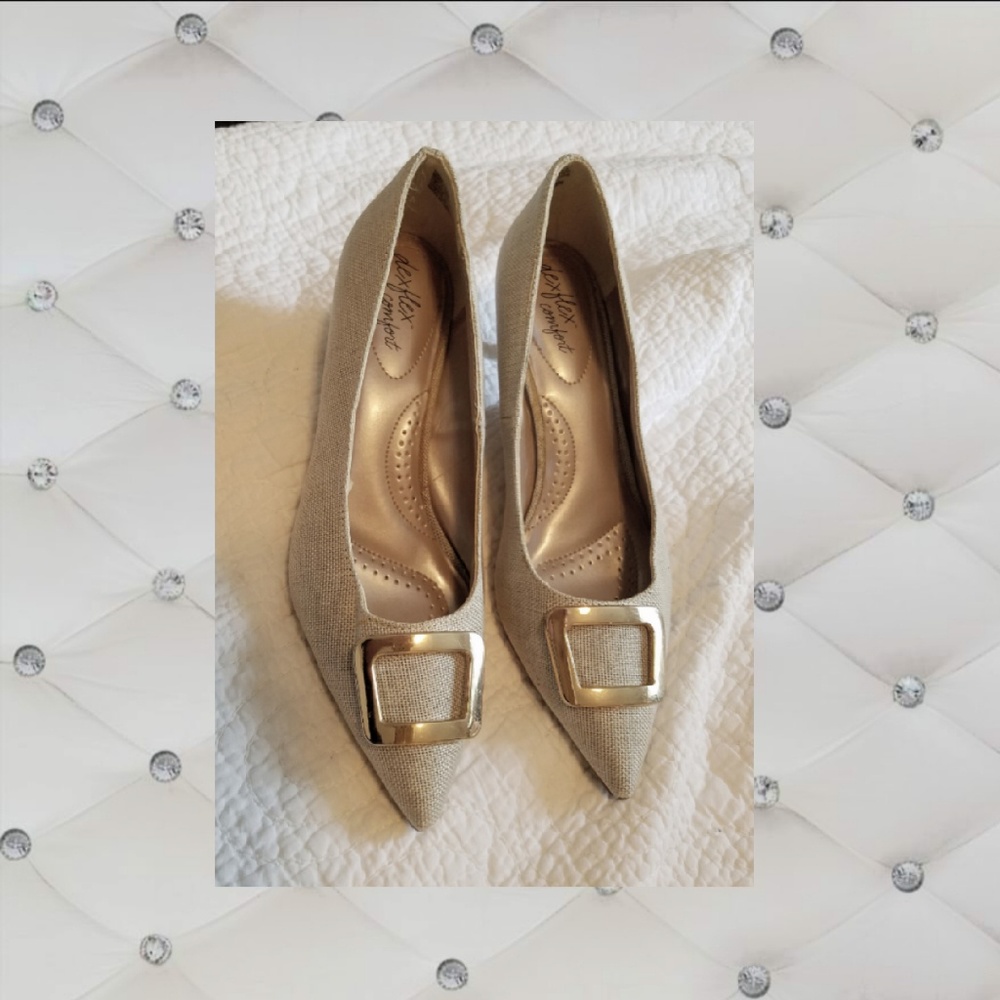 Beige linen heels